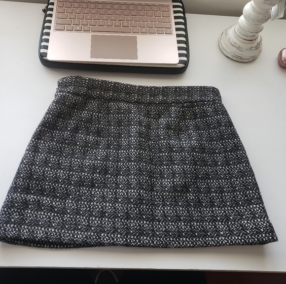 Theory Dresses & Skirts - Theory Cashmere Angora virgin wool Plaid Skirt